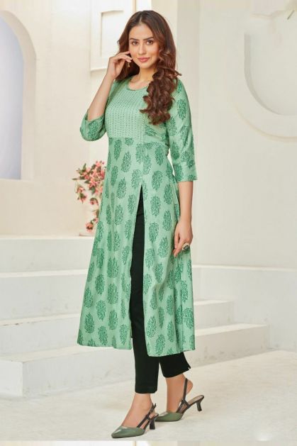 Stylish Rayon Solid High-slit Kurti For Women at Rs 404.00 | Designer Kurtis  | ID: 2850997079512